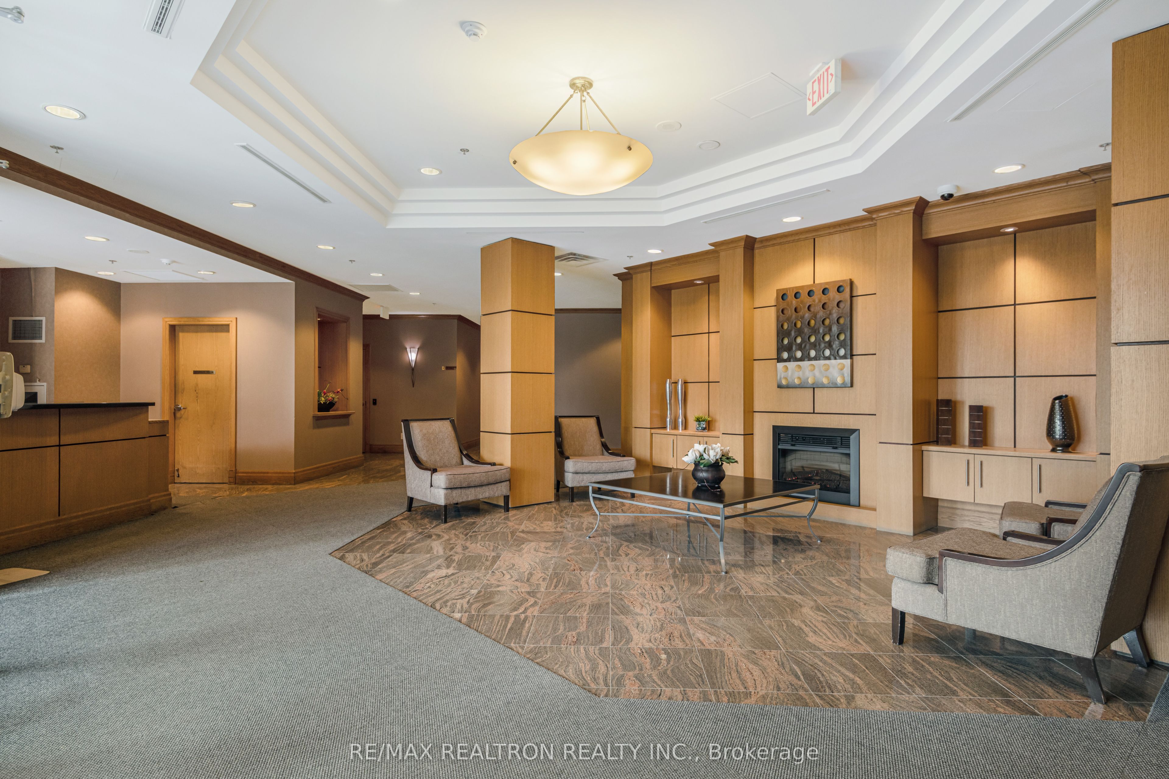 185 Oneida Crescent 505