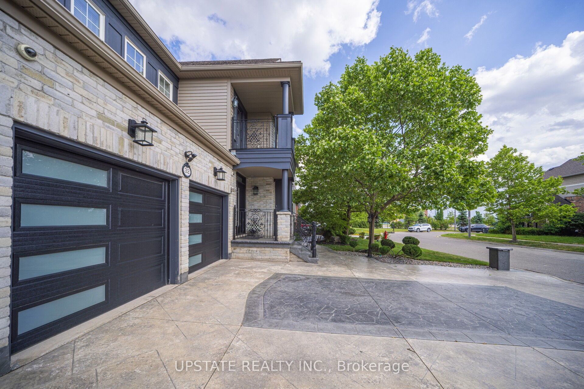 32 Cottonfield Circle