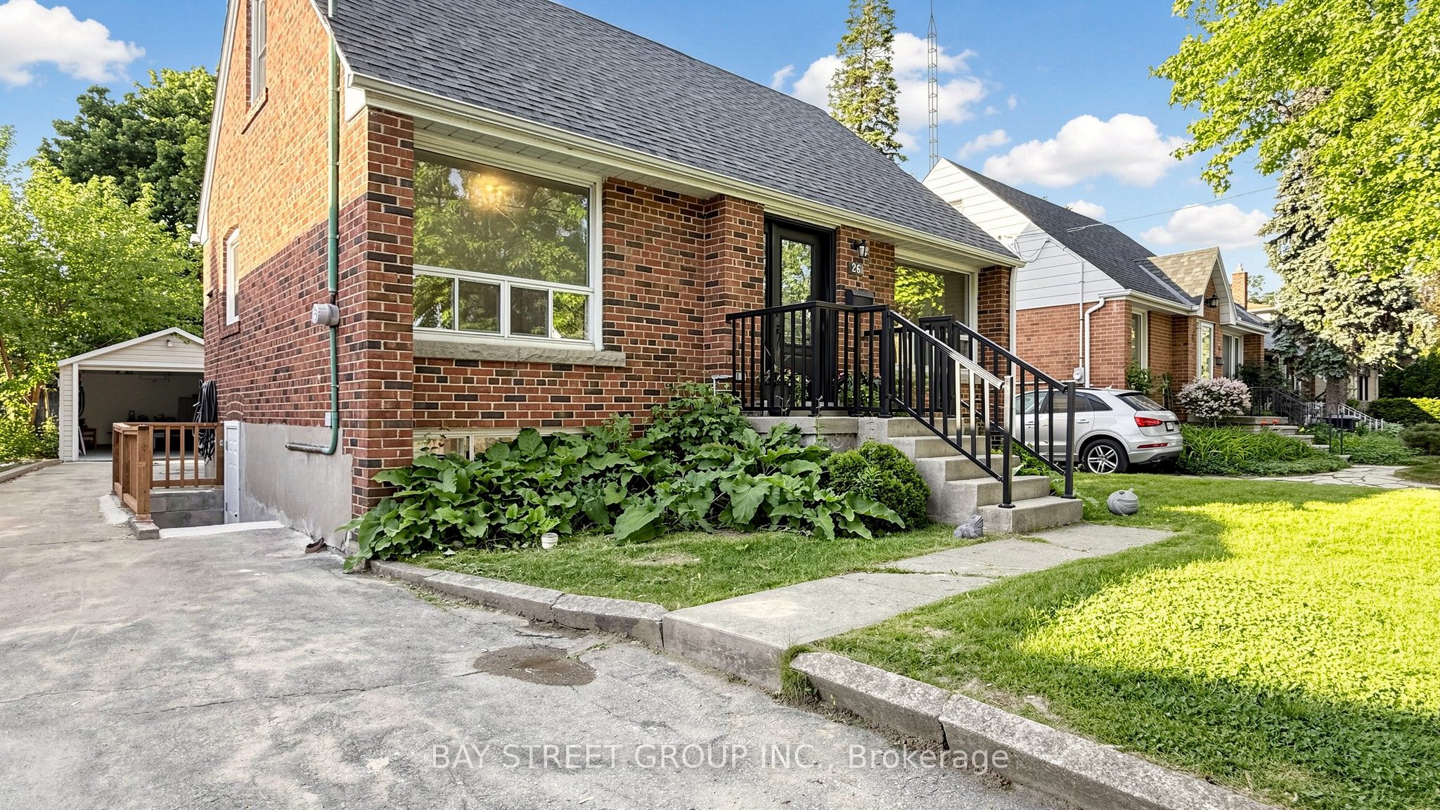 26 Innismore Crescent E