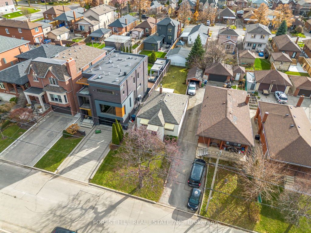 Photo of 1141 Glengrove Avenue, Toronto, ON M6B 2K5 (MLS # W12590016)