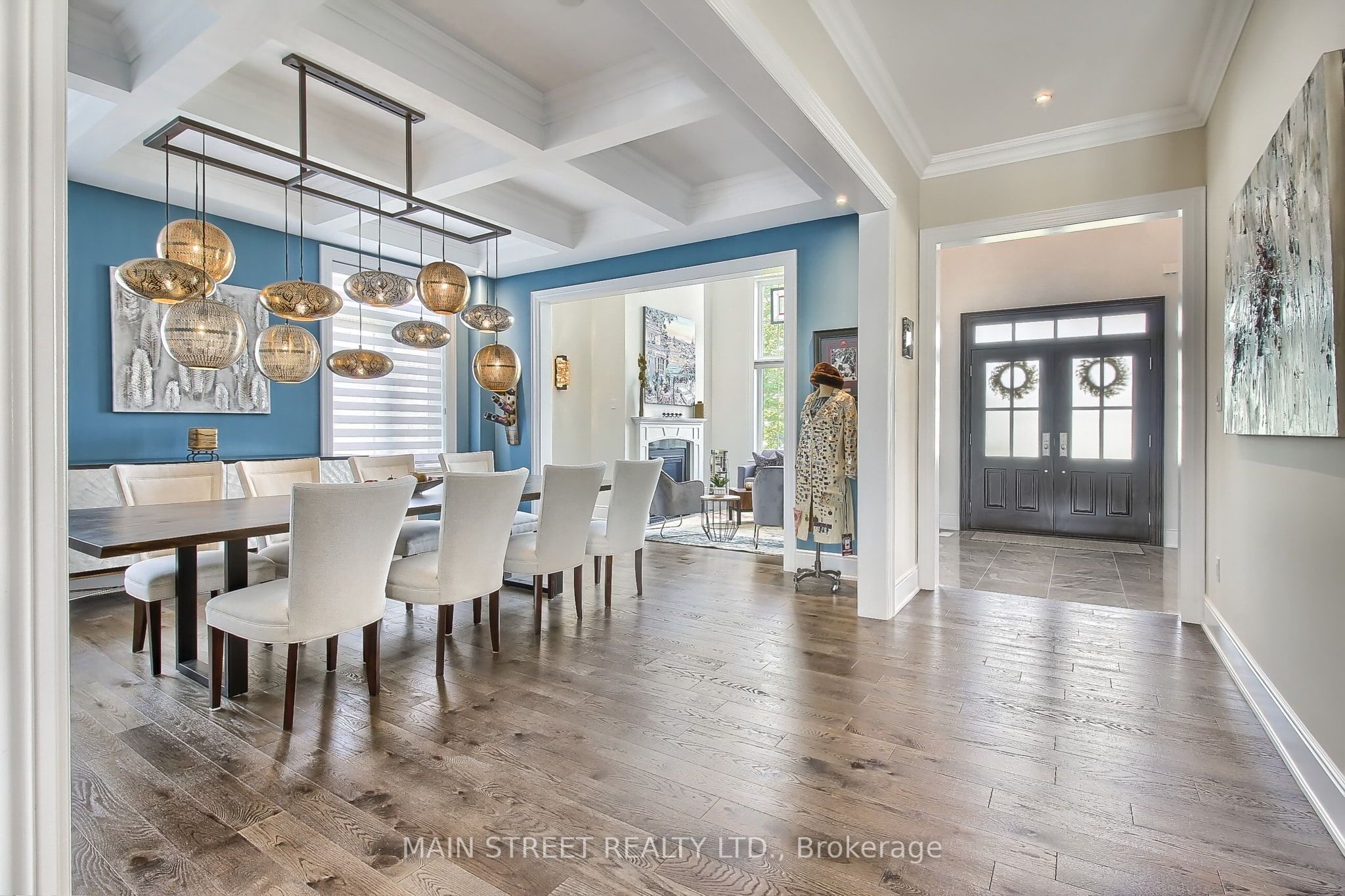 18 Country Club Crescent