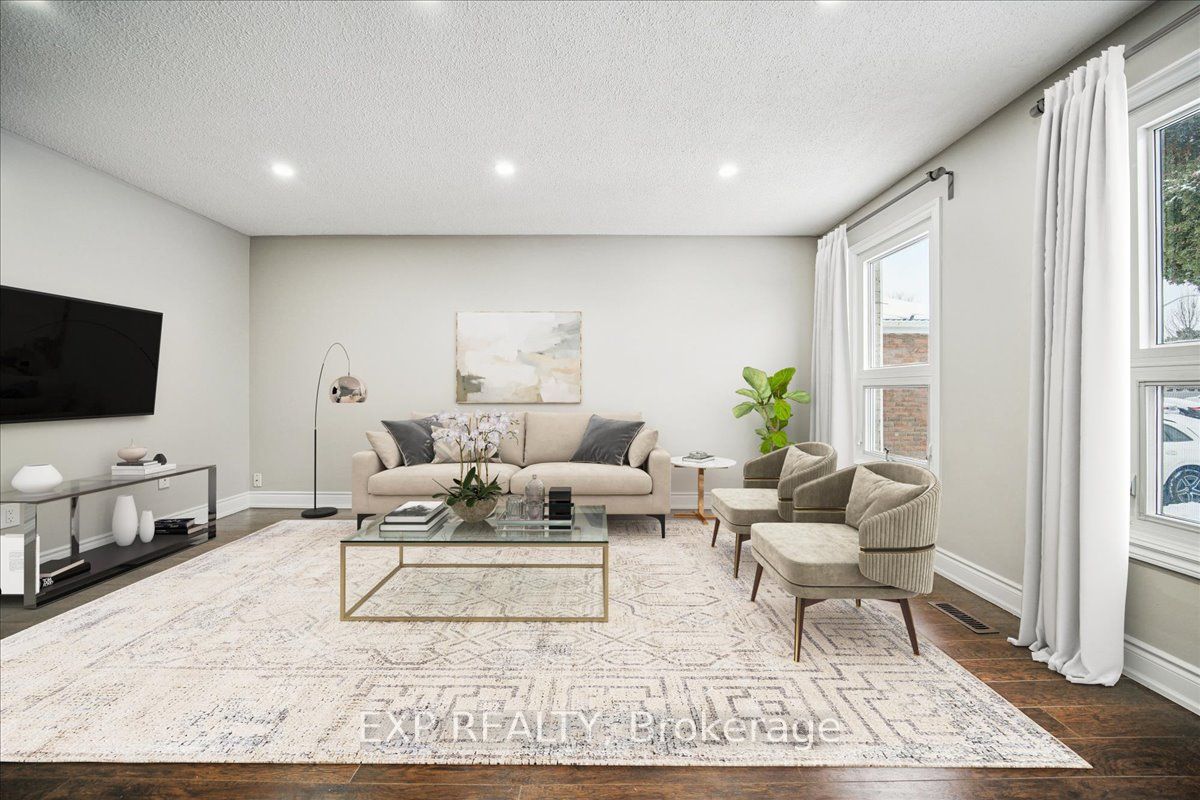 44 Newcastle Crescent