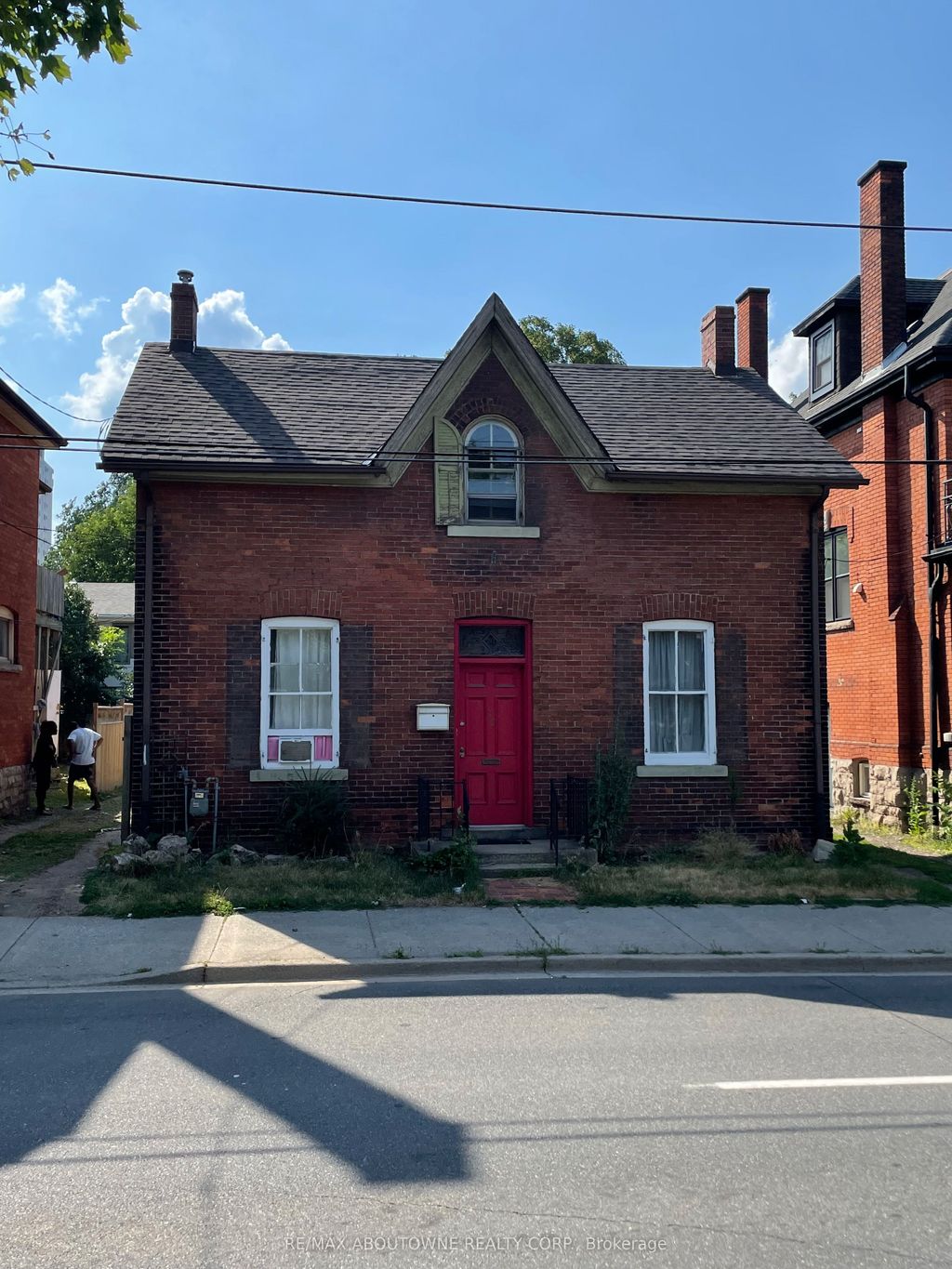 Photo of 70 Wellington Street S, Hamilton, ON L8N 2R1 (MLS # X12790758)