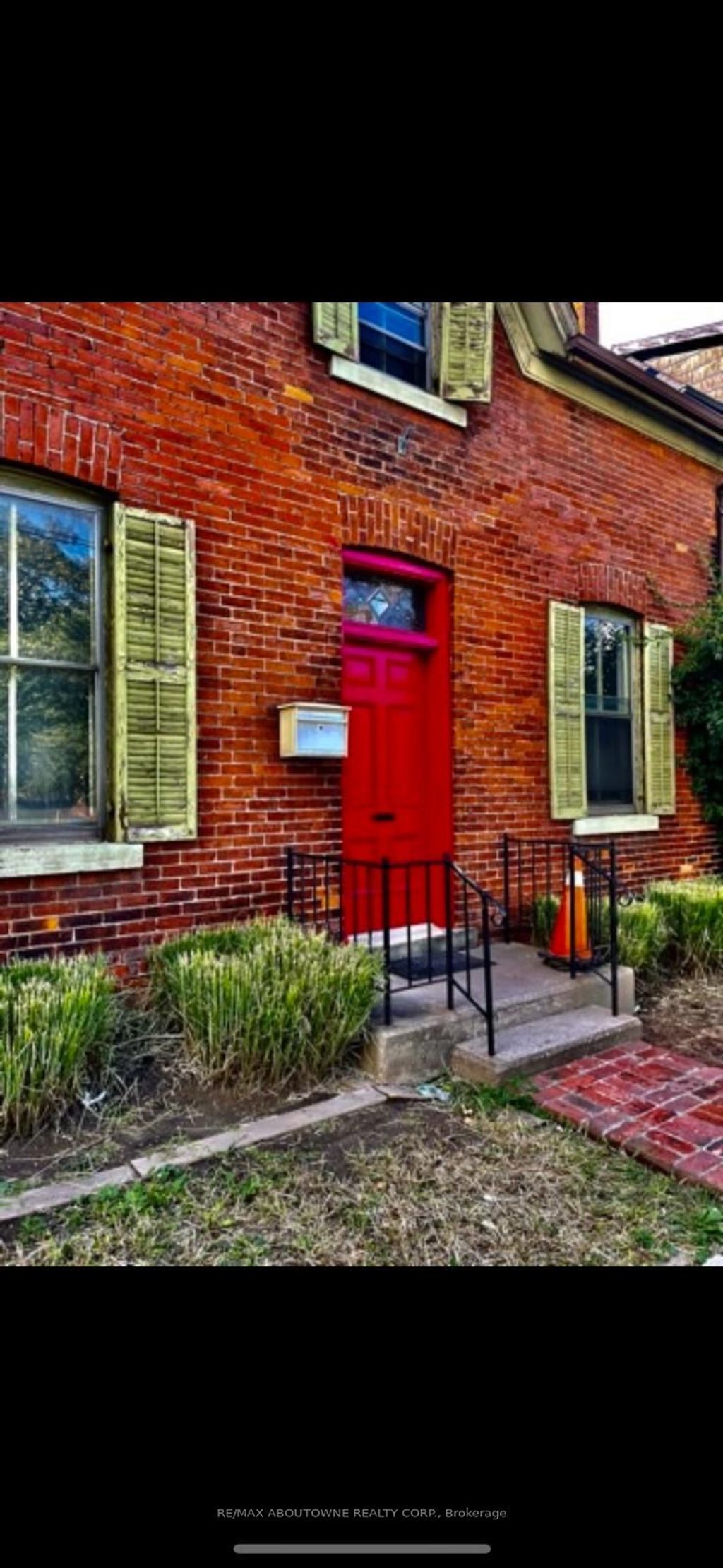 Photo of 70 Wellington Street S, Hamilton, ON L8N 2R1 (MLS # X12790758)