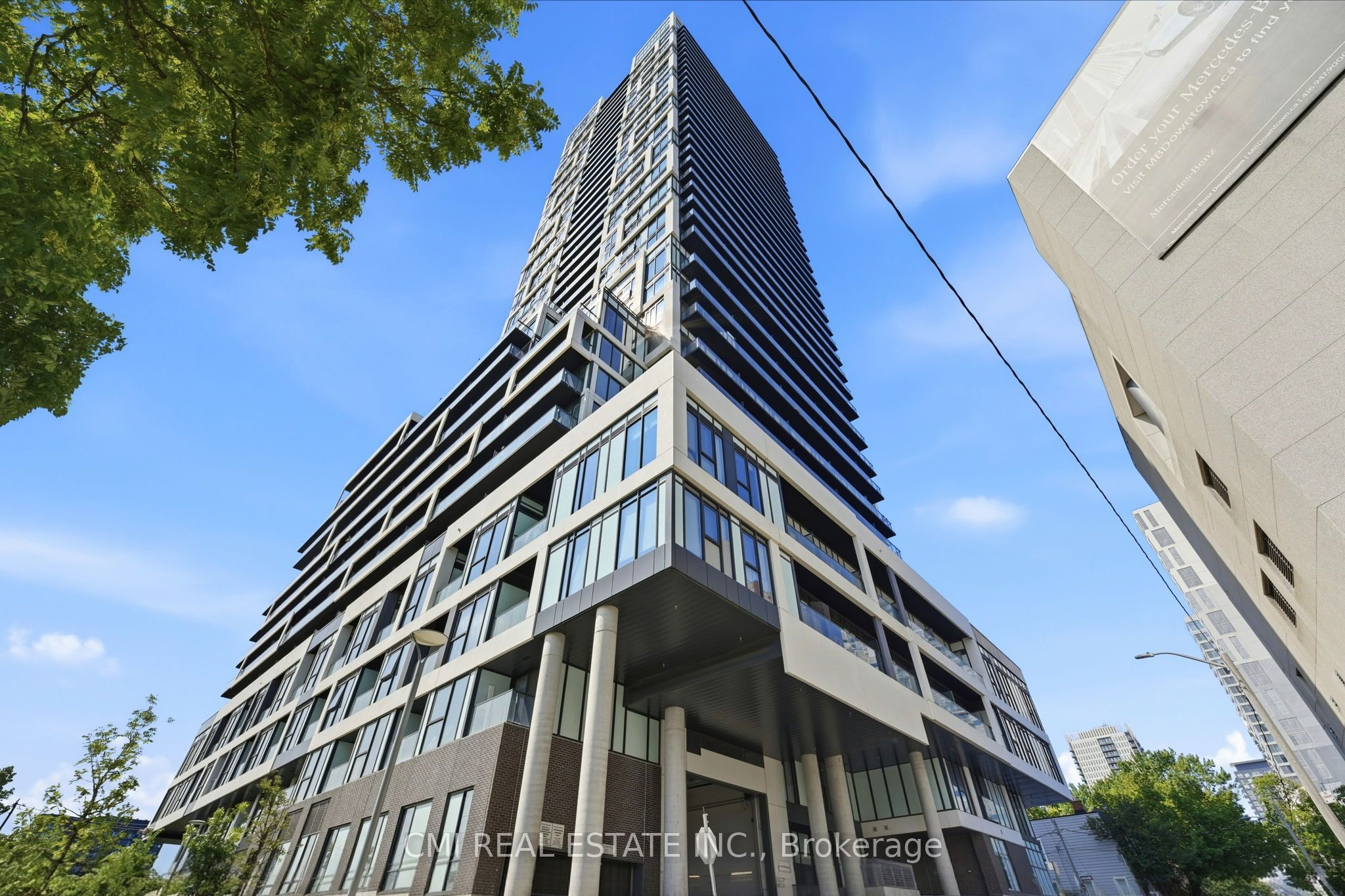 5 Defries Street 801