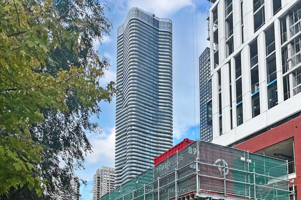 Photo of 11 Wellesley Street W #2604, Toronto, ON M4Y 0G4 (MLS # C12508122)