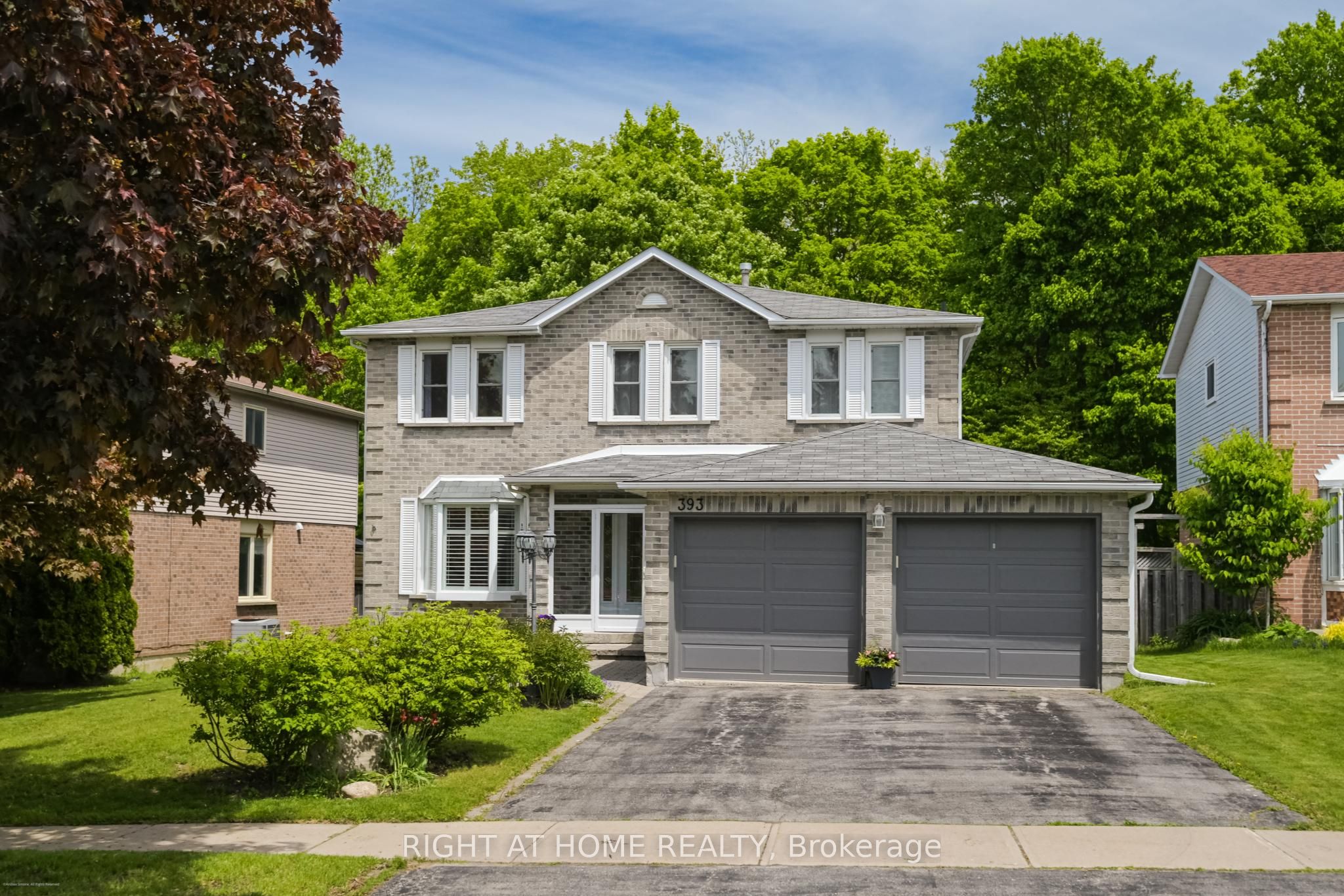 393 Vanden Bergh Boulevard