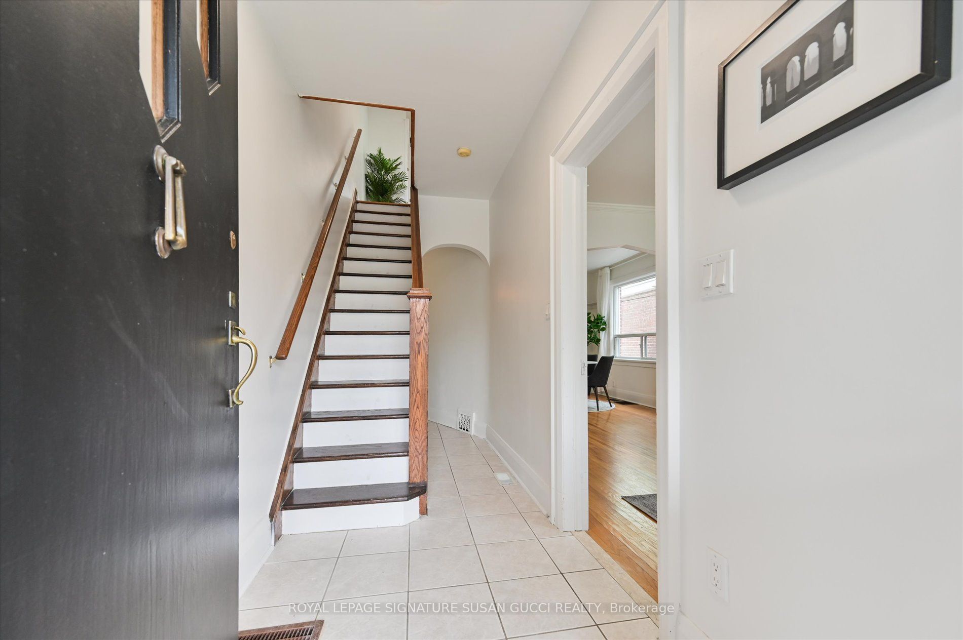 510 Glebeholme Boulevard