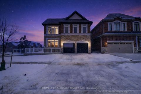 8 Mapleton Street Richmond Hill ON L4E 1N1