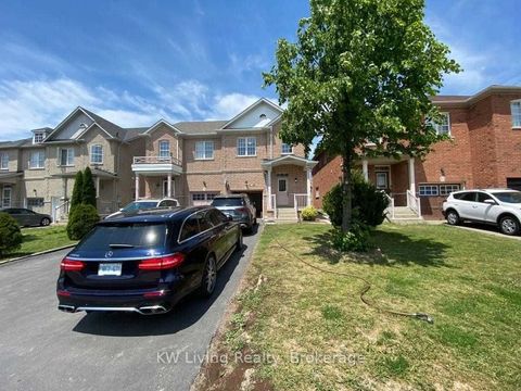 108 Arco Circle Lower Vaughan ON L6A 3Z6