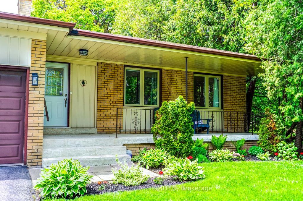 Photo of 81 Decarie Circle, Toronto, ON M9B 3J1 (MLS # W13184662)