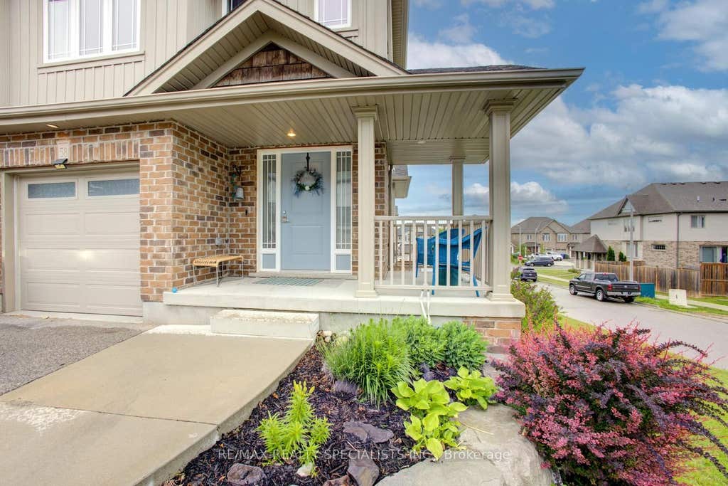 Photo of 58 Jeffrey Drive, Guelph, ON N1E 7A4 (MLS # X13476922)