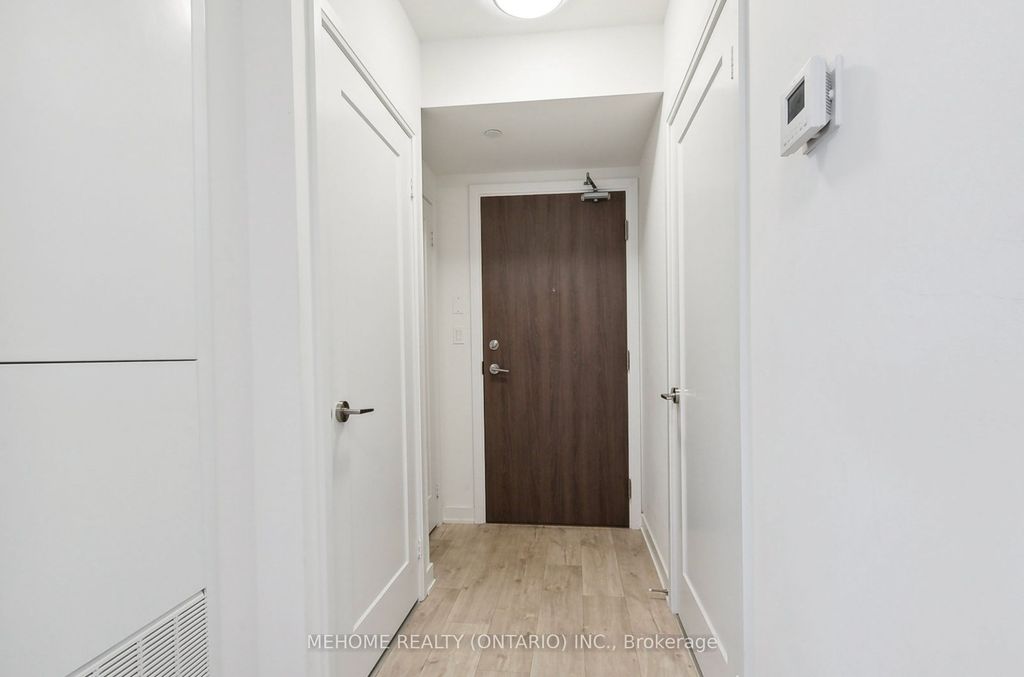 Photo of 27 Bathurst Street #301W, Toronto, ON M5V 0R1 (MLS # C12647268)