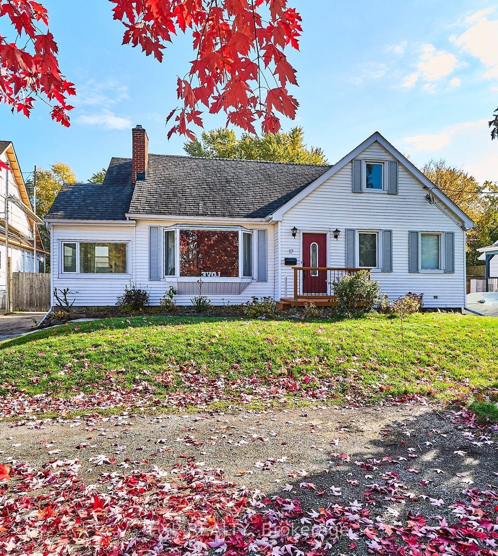 Photo of 17 Eastwood Avenue N, Oshawa, ON L1G 3Y5 (MLS # E12764928)