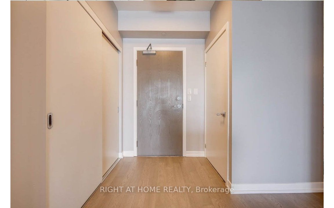 21 Widmer Street 2504