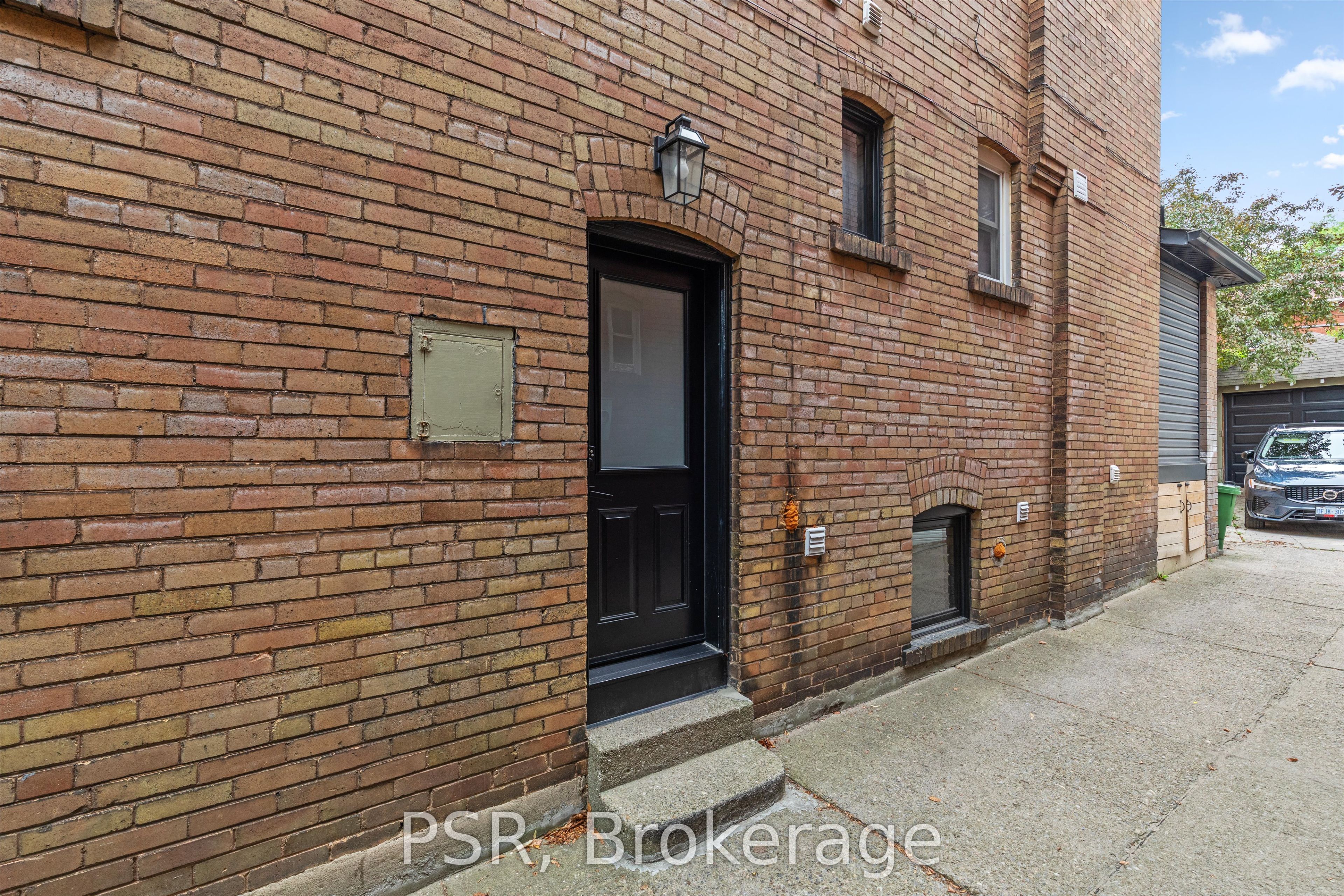 332 Kennedy Avenue Lower