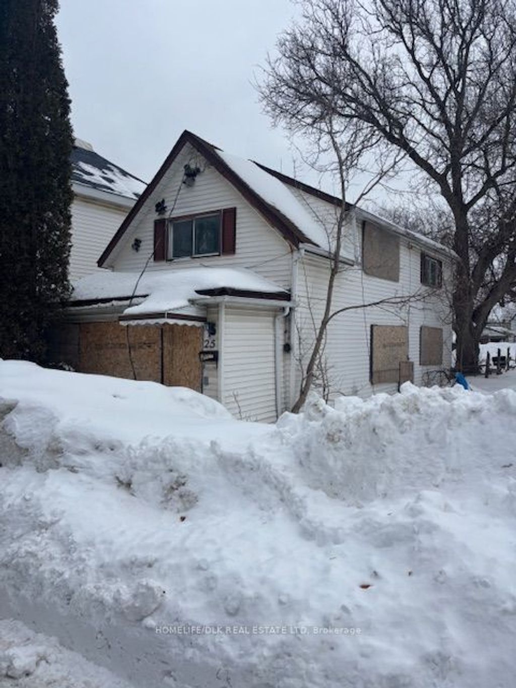 Photo of 25 Montague Street, Smiths Falls, ON K7A 2M2 (MLS # X12817168)