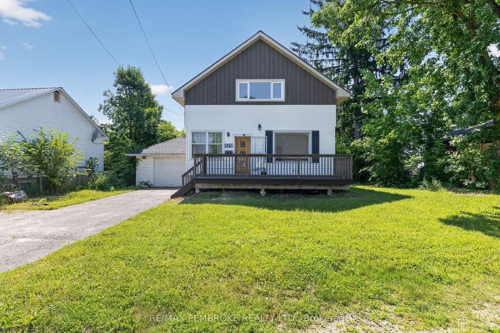 Photo of 370 Carmody Street, Pembroke, ON K8A 4G2 (MLS # X13550056)