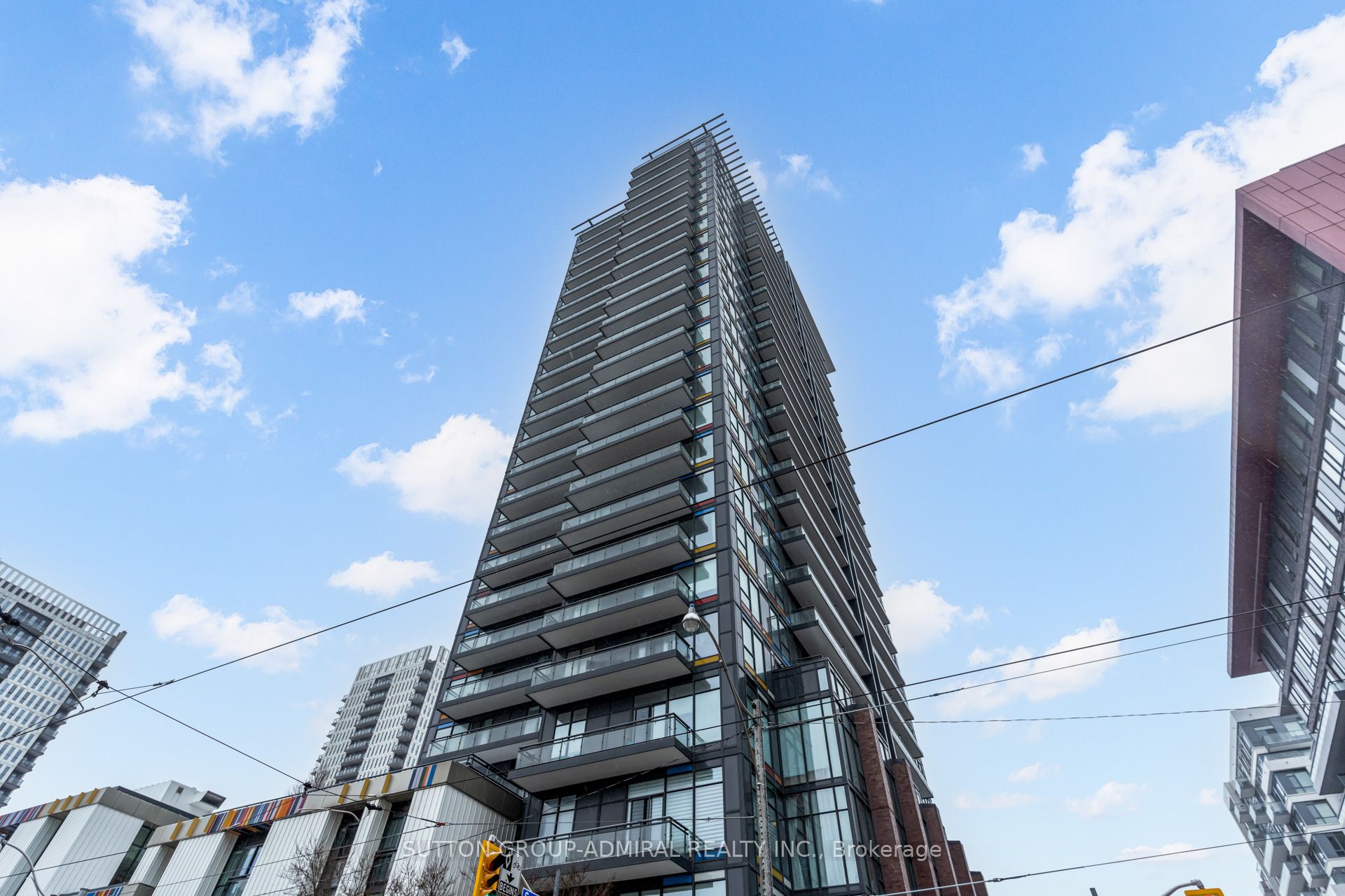 225 Sackville Street Ph2606
