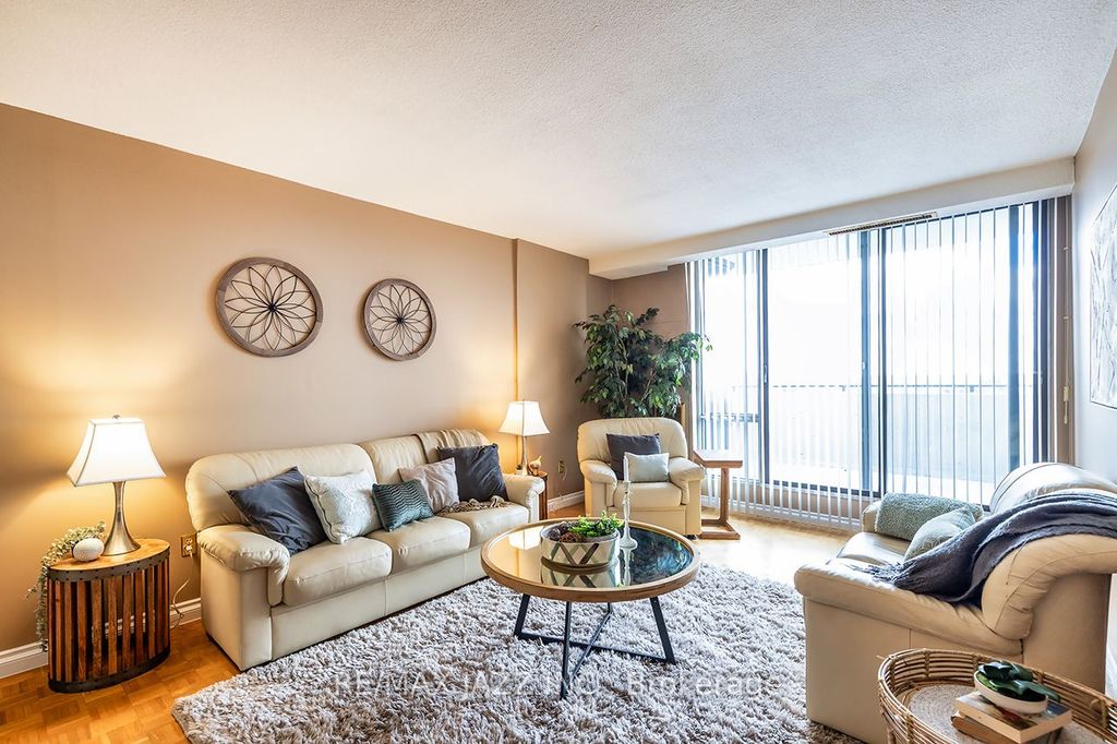 Photo of 92 Church Street S #PH 4, Ajax, ON L1S 6B4 (MLS # E12766646)