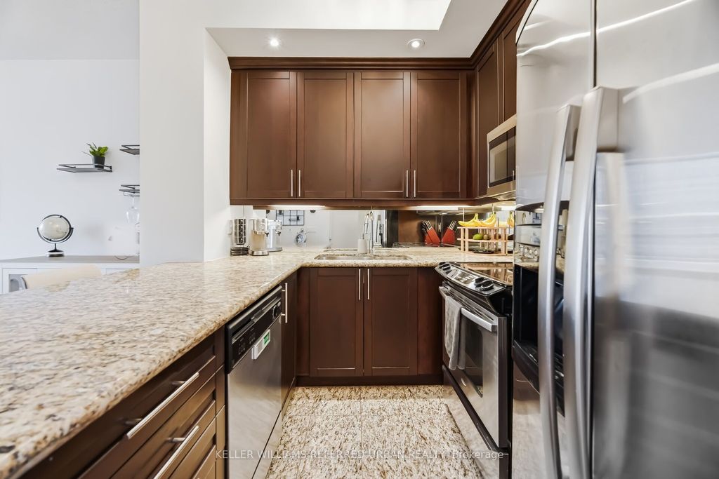 Photo of 628 Fleet Street #522, Toronto, ON M5V 1A8 (MLS # C12915338)
