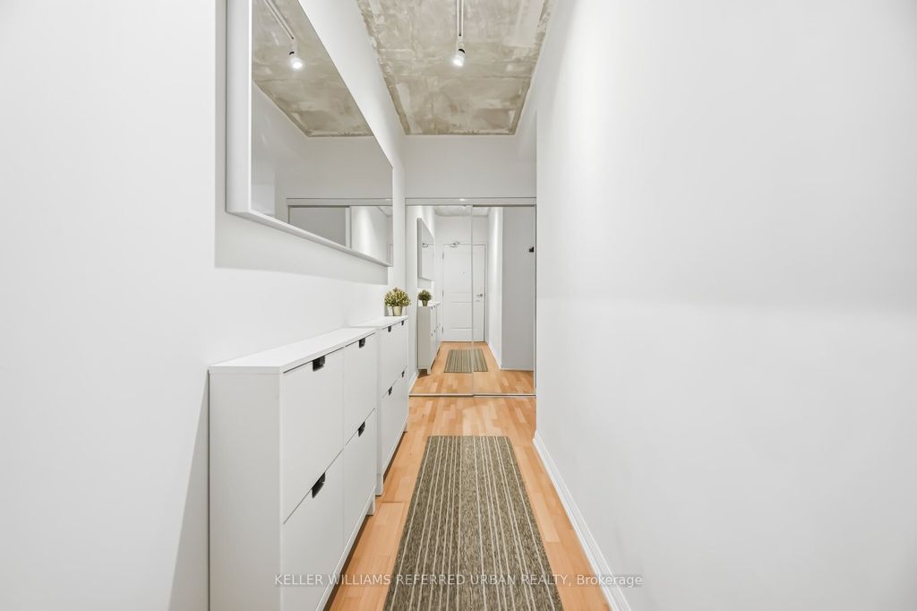 Photo of 628 Fleet Street #522, Toronto, ON M5V 1A8 (MLS # C12915338)