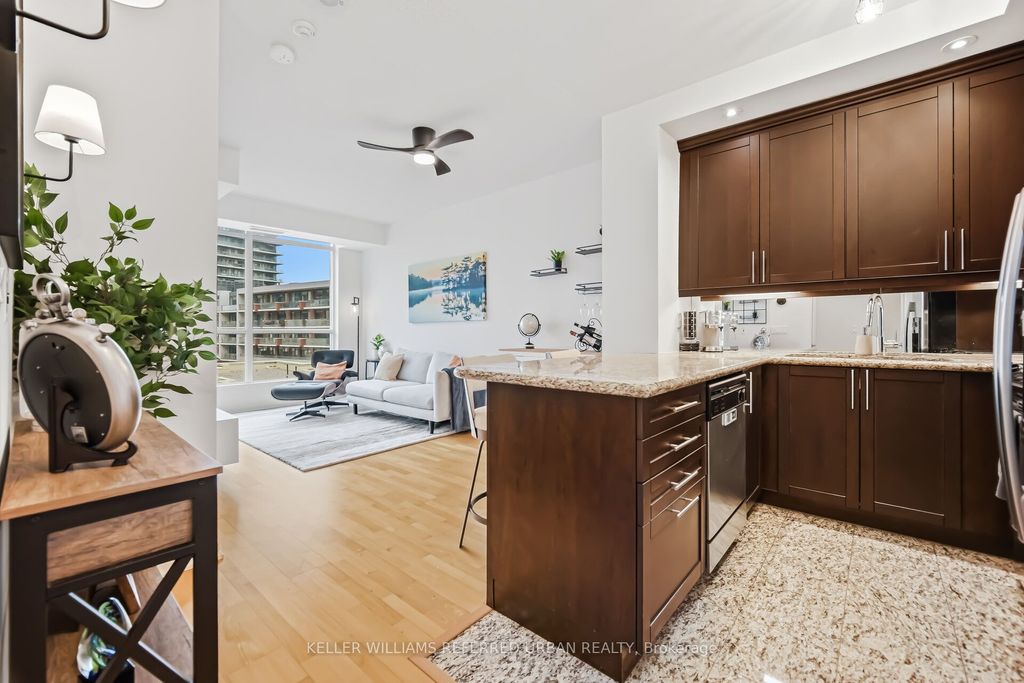 Photo of 628 Fleet Street #522, Toronto, ON M5V 1A8 (MLS # C12915338)