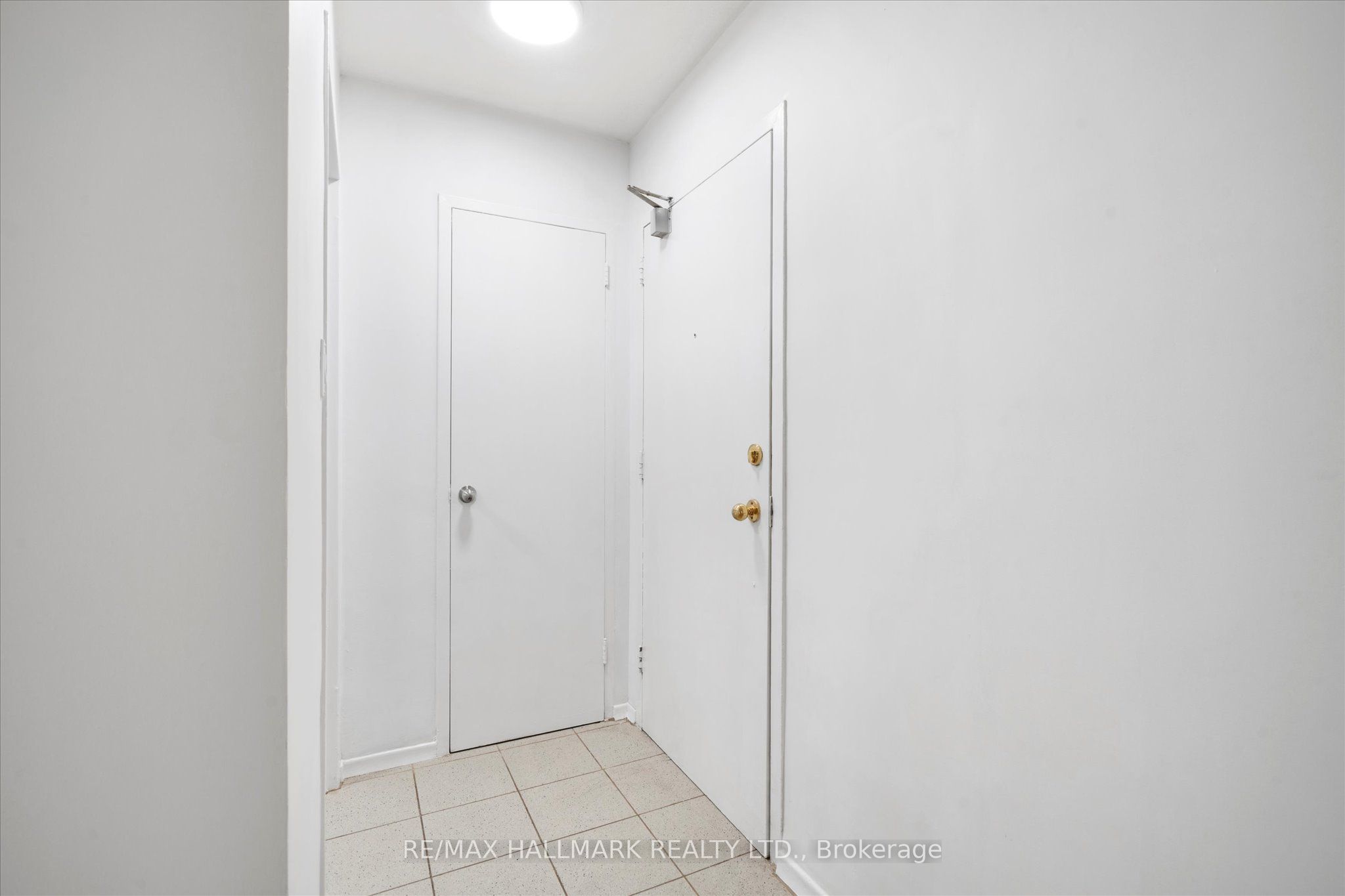 3320 Fieldgate Drive 404