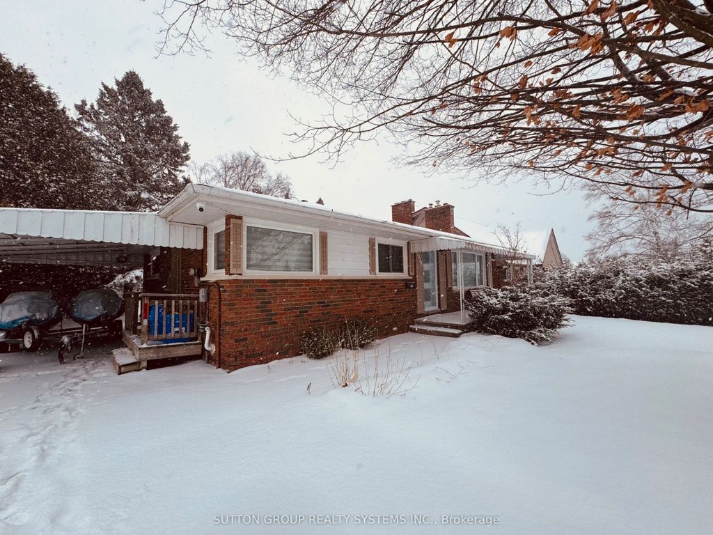 Photo of 1338 Royal Drive, Peterborough, ON K9H 6R8 (MLS # X13045206)