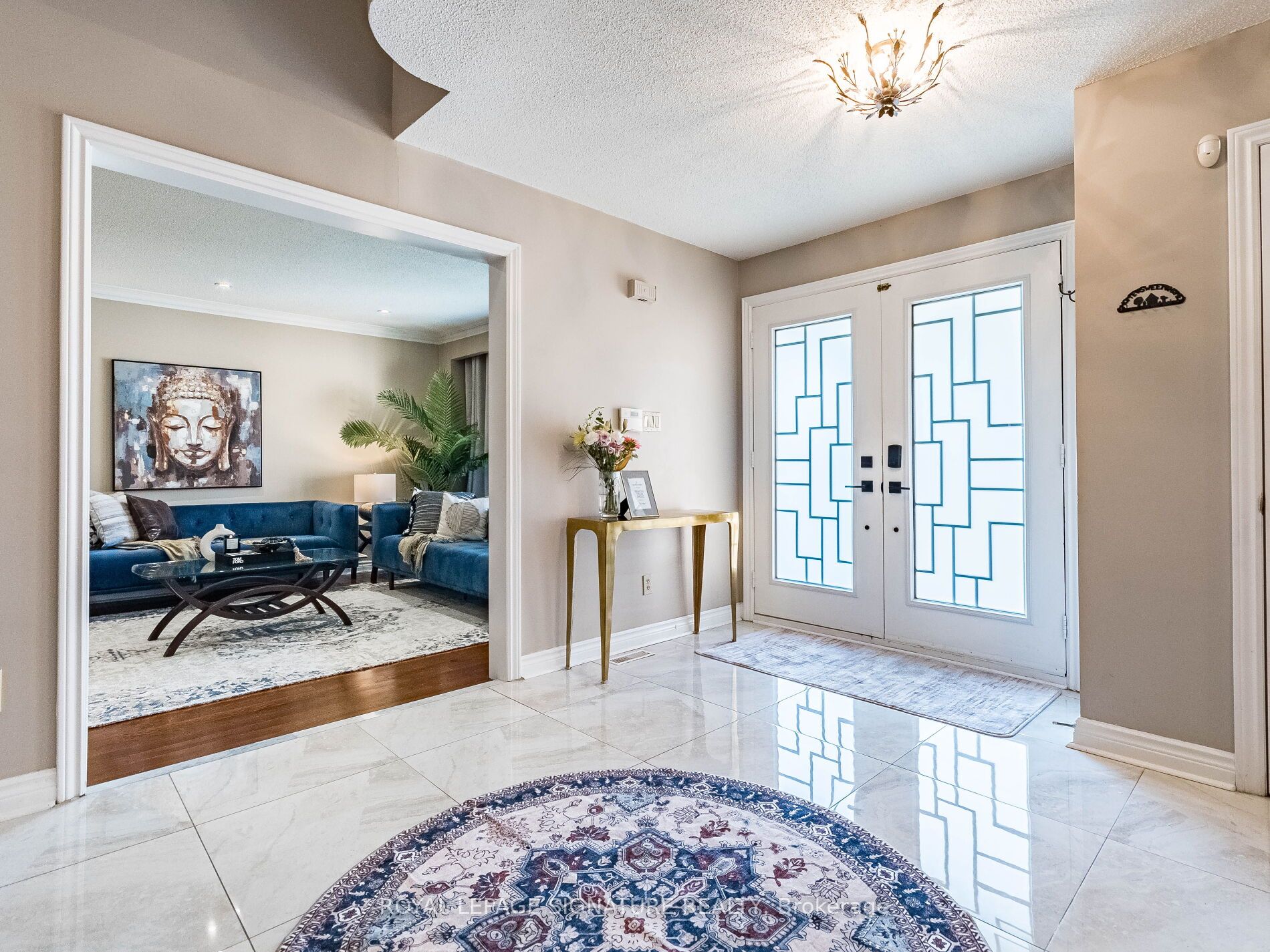 1206 Glenashton Drive