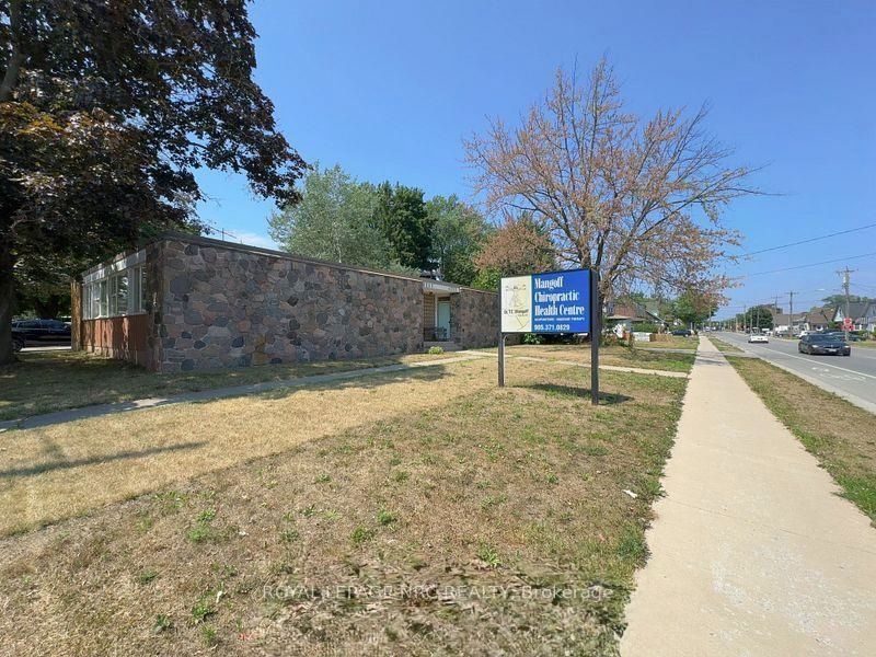 4213/4207 4213/4207 Drummond Road
