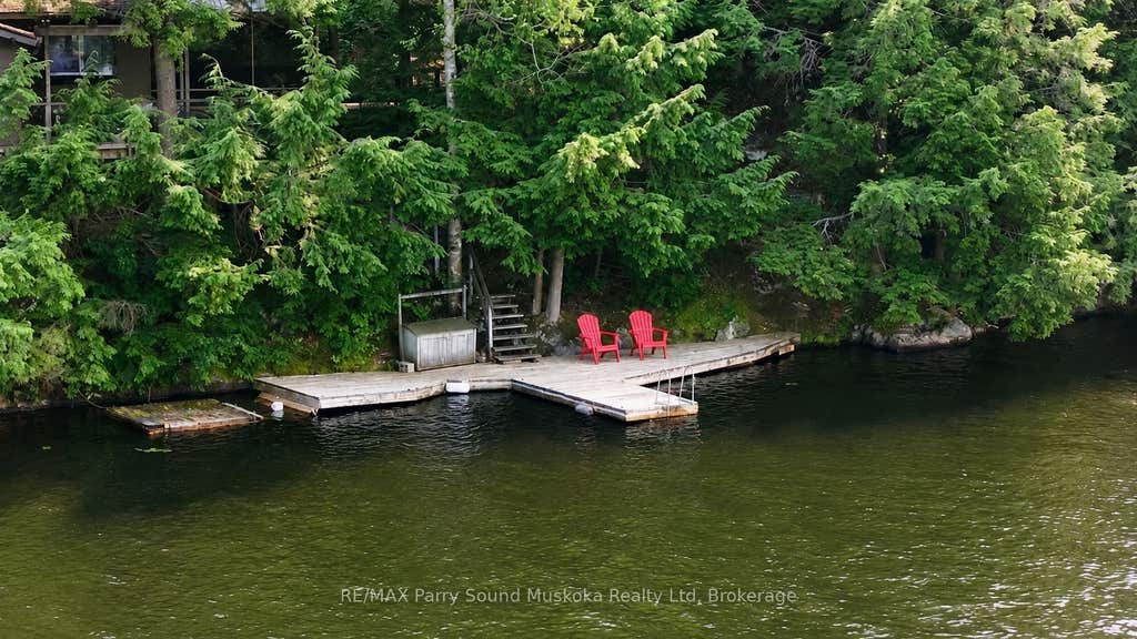 Photo of 106 Kapikog South Road, The Archipelago, ON P0G 1G0 (MLS # X13578270)