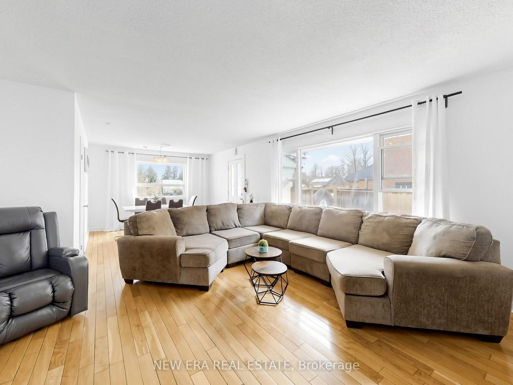 Photo of 4246 Bloor Street W, Toronto, ON M9C 1Z7 (MLS # W13042420)