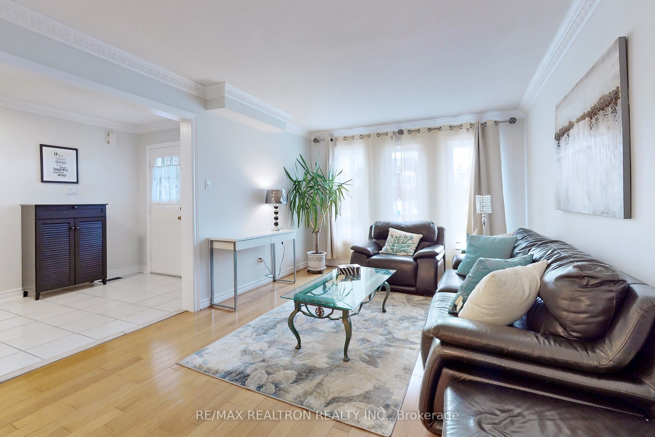 32 Subrisco Avenue Room 2&4