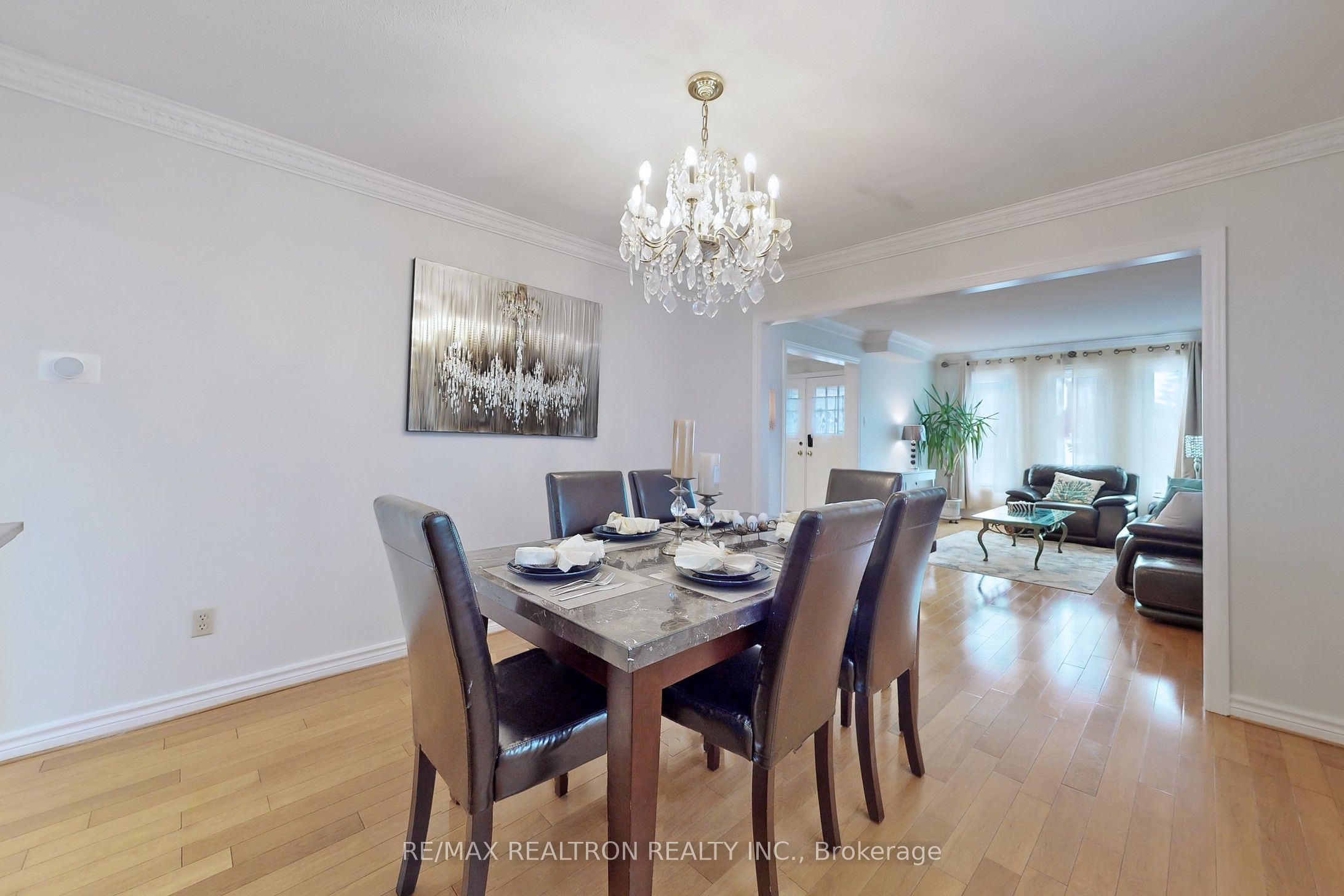 32 Subrisco Avenue Room 2&4