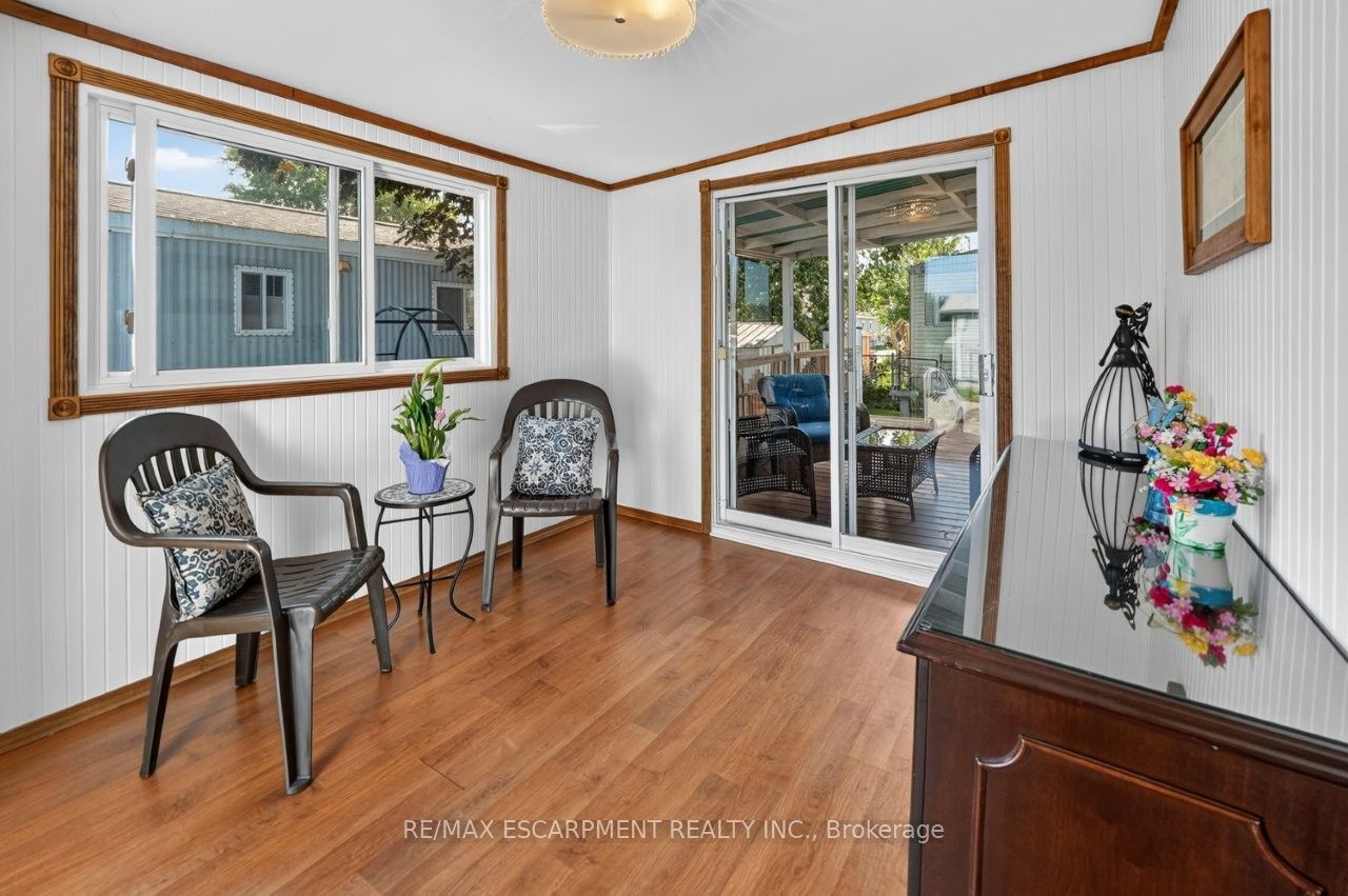 4586 Mary Lane