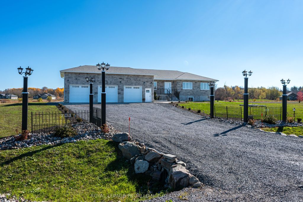 Photo of 103 Hineman Street, Kingston, ON K7L 0G2 (MLS # X13078440)