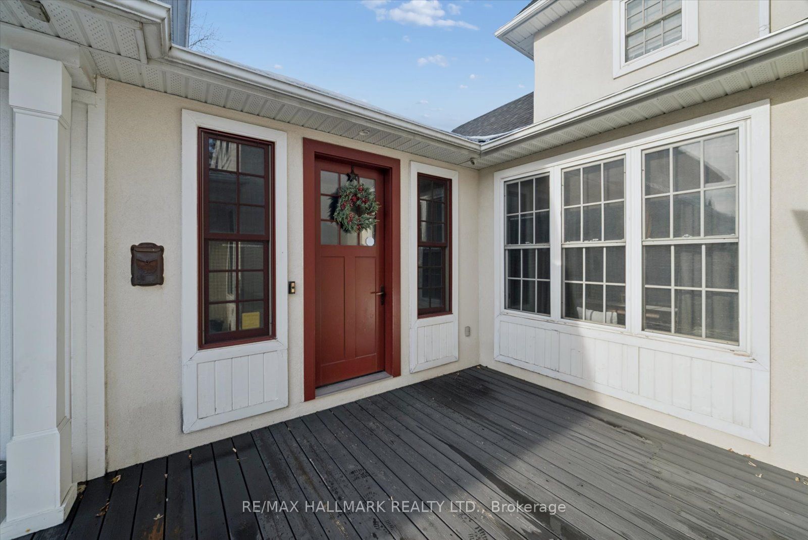 312 Main Unionville Street Upper level