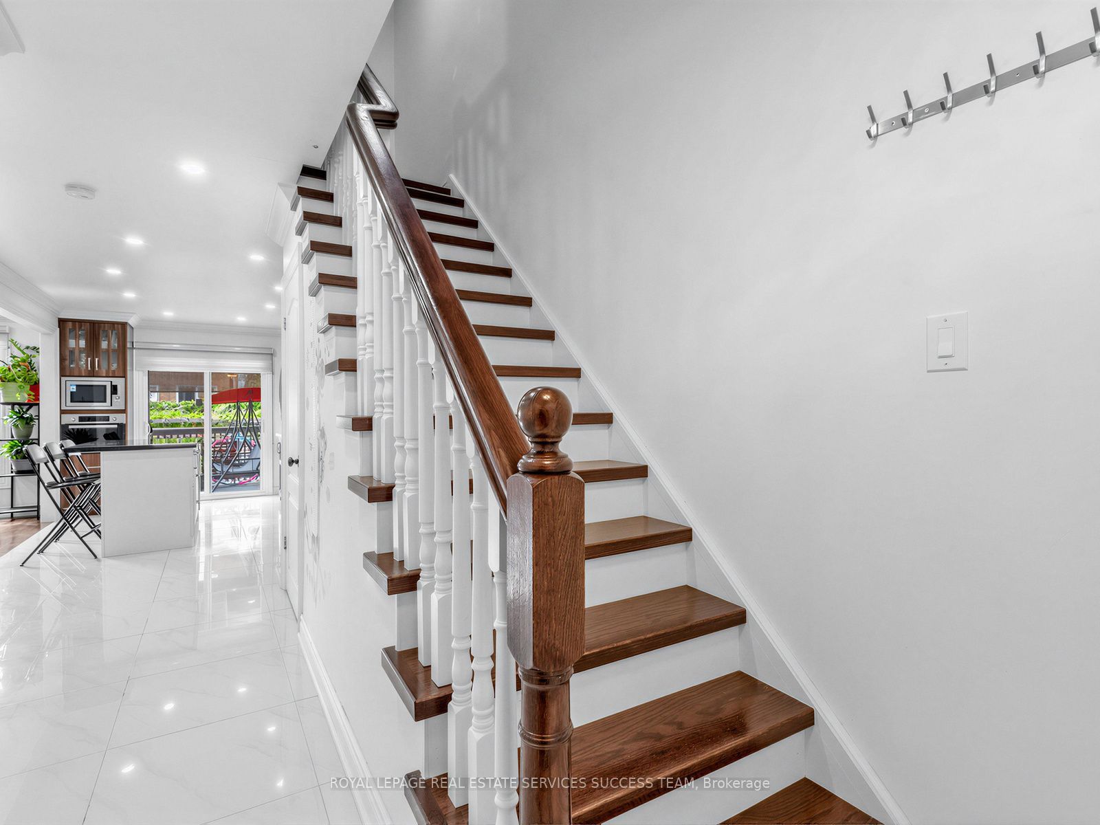 43 Hendon Road