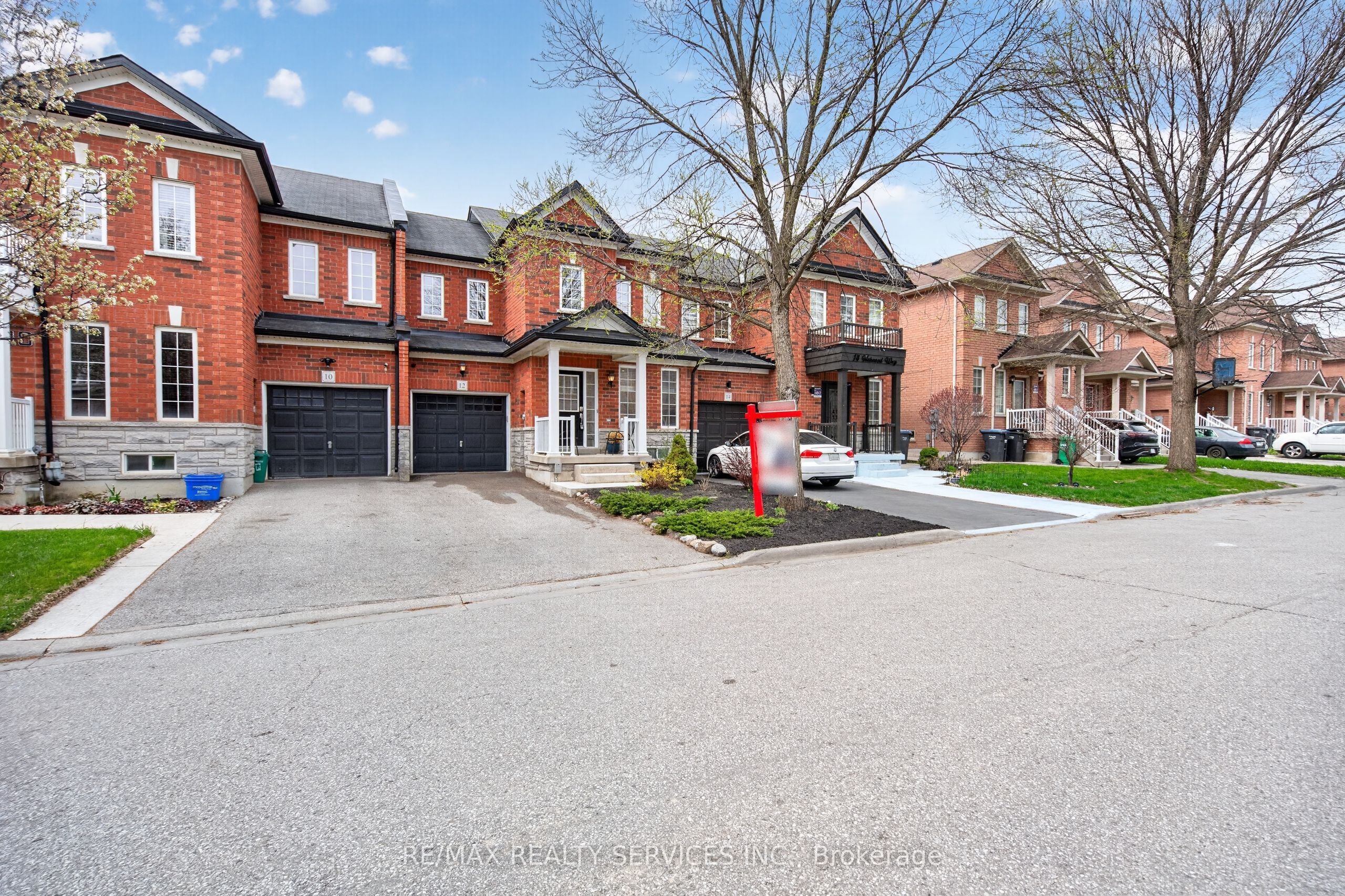12 Nutwood Way