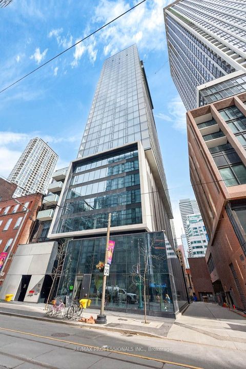 11 Charlotte Street 805 Toronto ON M5V 2H5