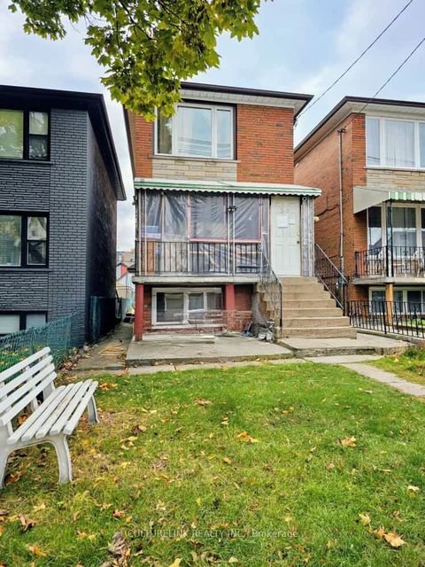 52 Palmerston Avenue Toronto ON M6J 2J1
