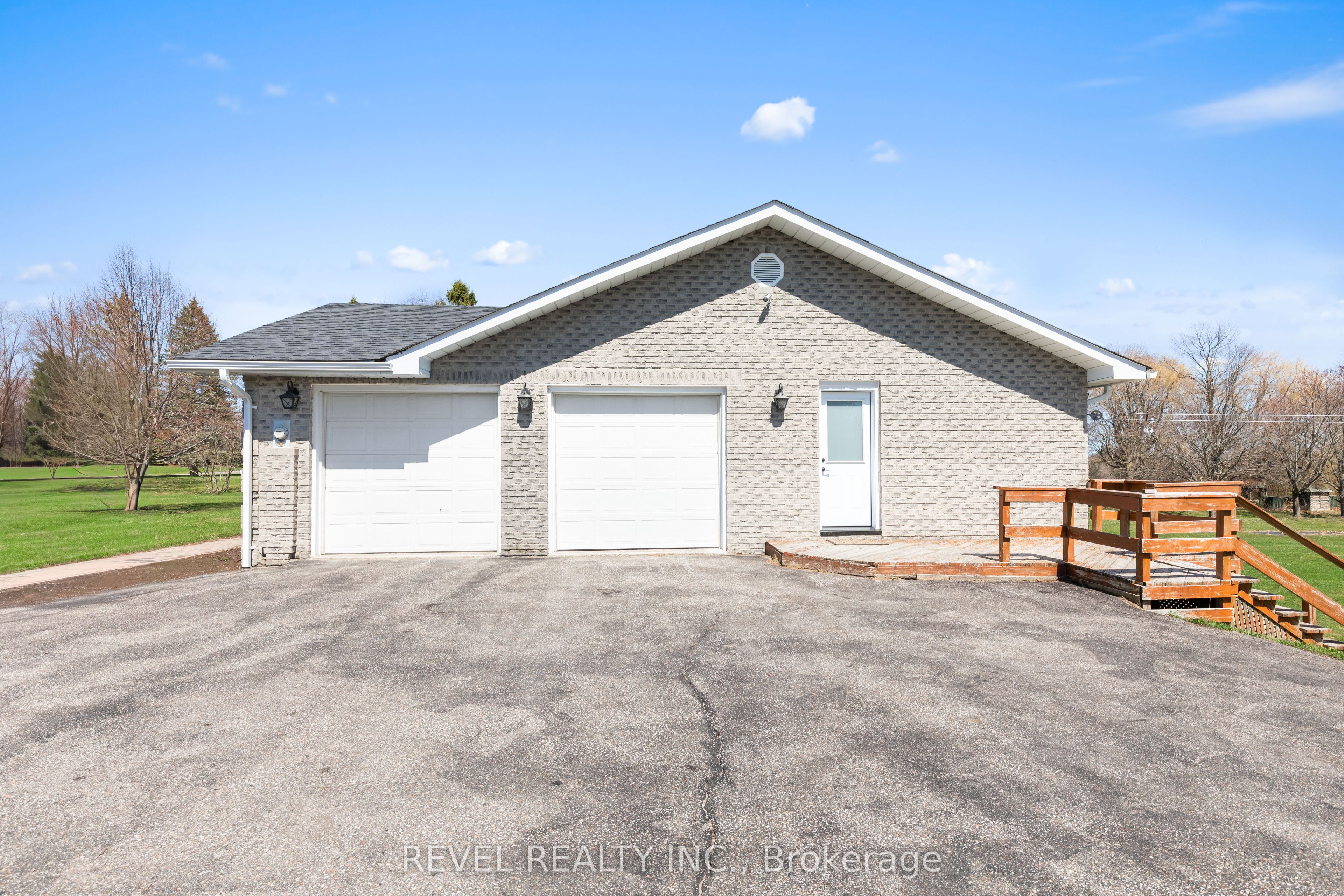 30 Castle Harbour Drive