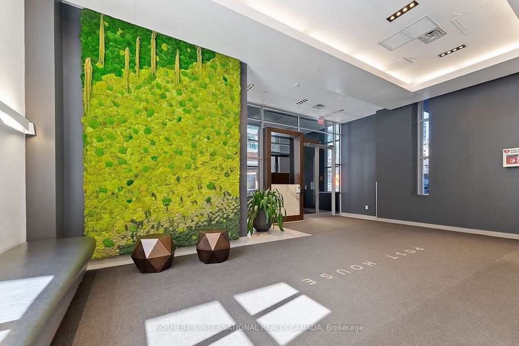 Photo of 105 George Street #713, Toronto, ON M5A 0L4 (MLS # C13549296)