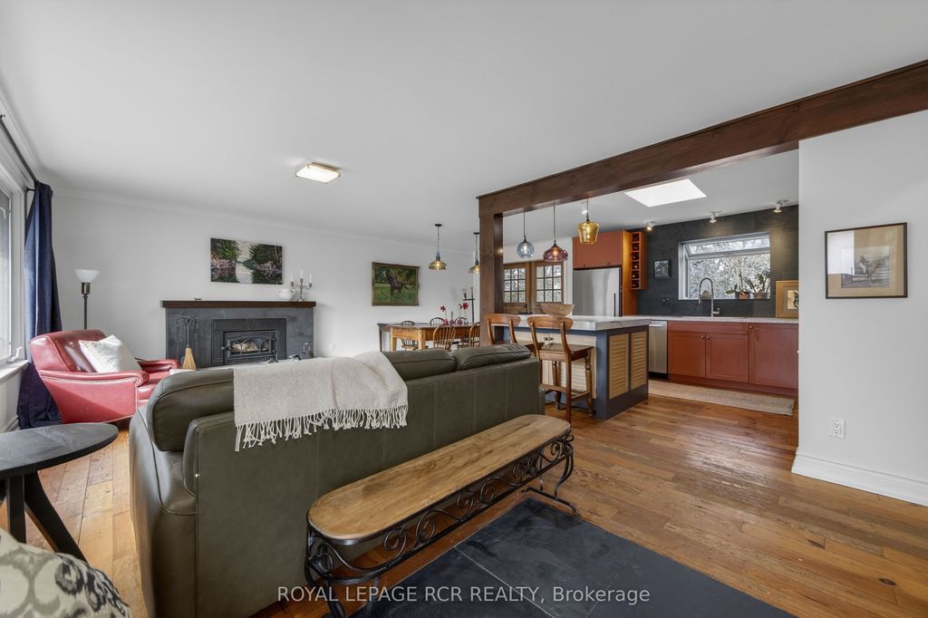 Photo of 22 Rice Drive, King, ON L0G 1T0 (MLS # N12866850)