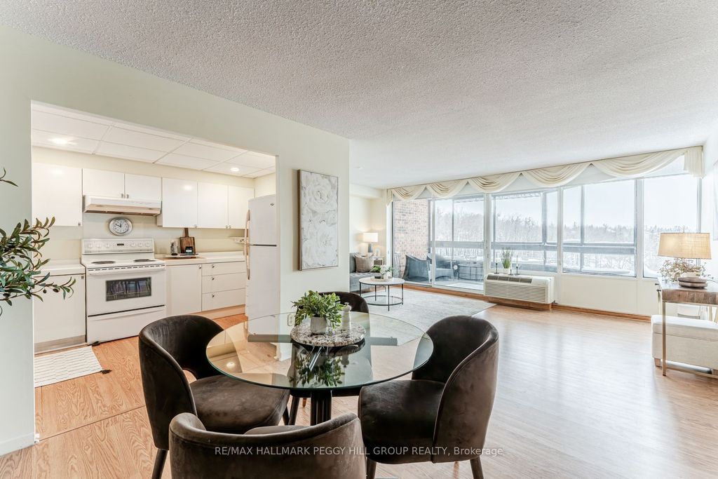 Photo of 181 Collier Street #803, Barrie, ON L4M 5L6 (MLS # S12704736)