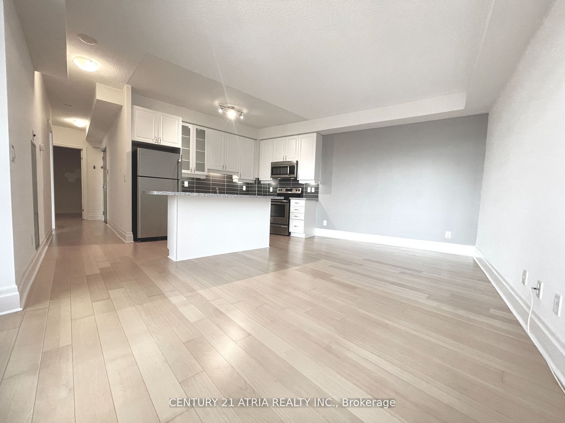 111 Upper Duke Crescent 520