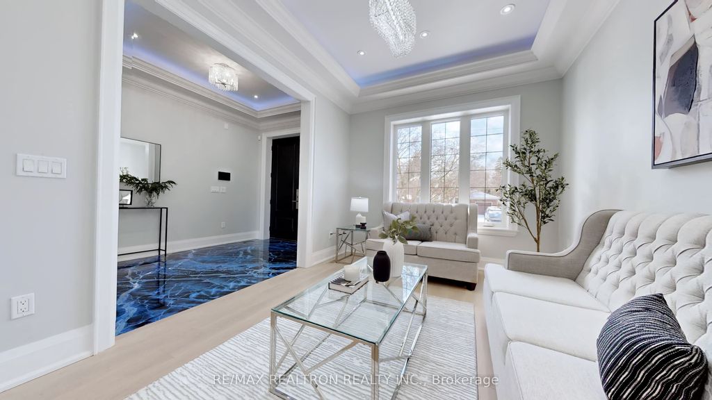 Photo of 9 Roxaline Street, Toronto, ON M9P 2Y6 (MLS # W12718584)