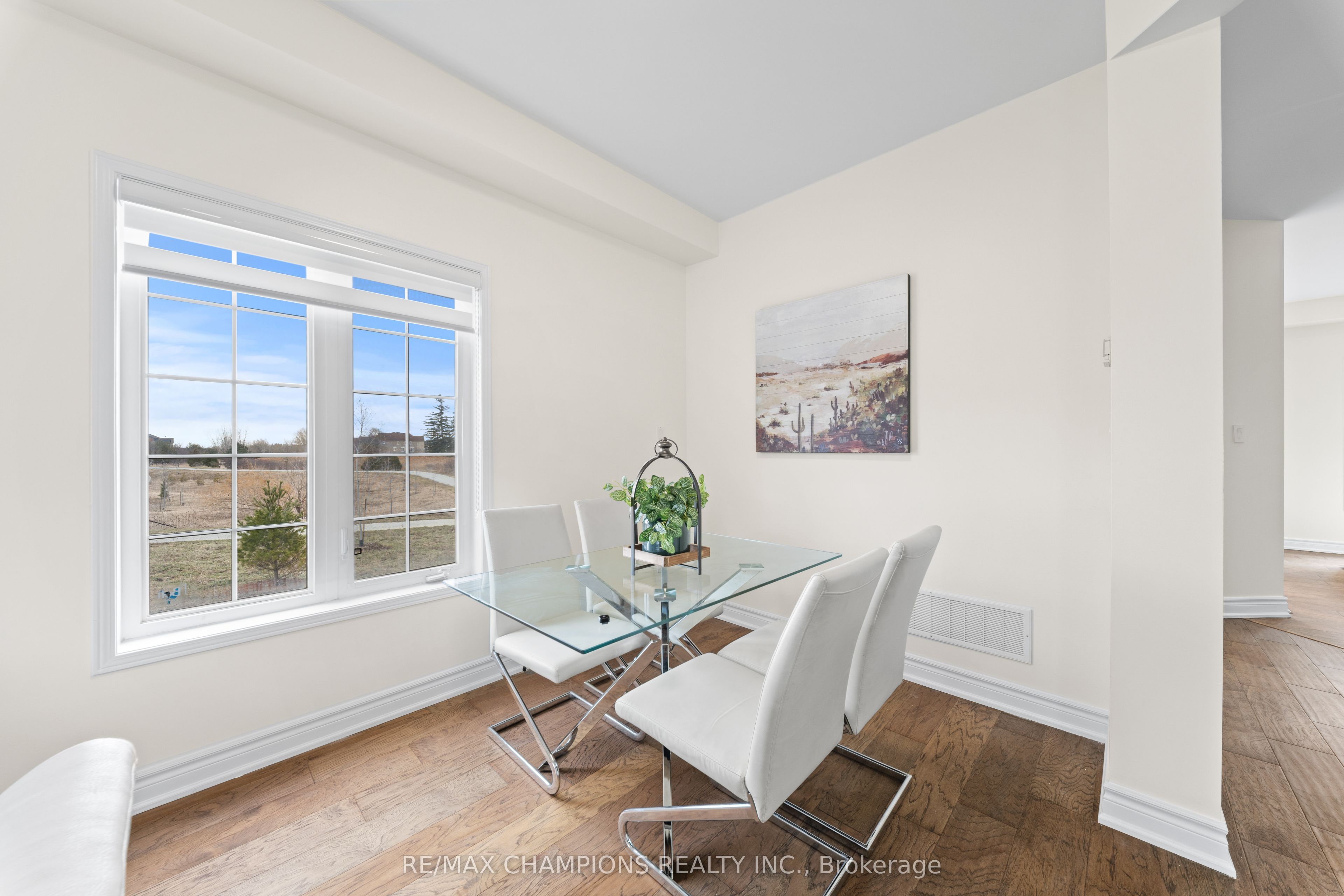42 Abbotsbury Drive