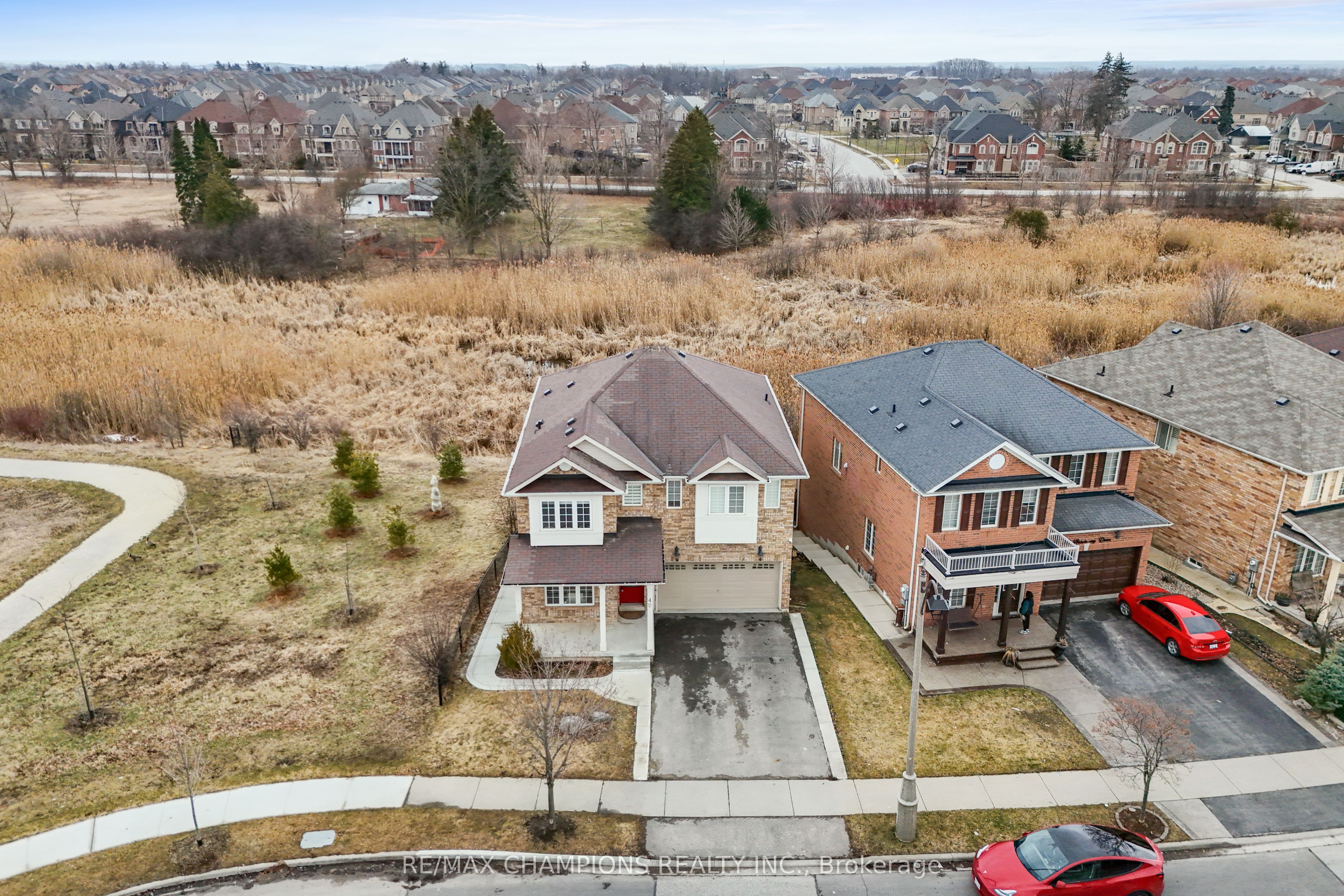 42 Abbotsbury Drive
